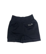 Load image into Gallery viewer, V-back Scrunch Shorts