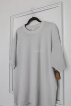 Load image into Gallery viewer, Over sized Tee