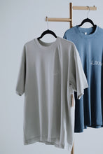 Load image into Gallery viewer, Over sized Tee
