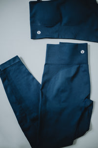 Enhance Leggings // Peacock Blue